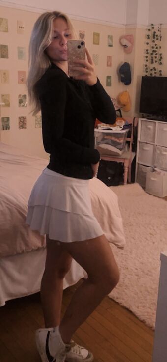 Kamy_Luecke Nude Leaks OnlyFans Photo 3