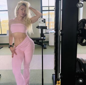 Kelsikayyy Nude Leaks OnlyFans Photo 1