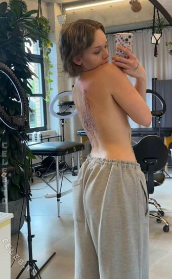 l4n1.1n4l Nude Leaks OnlyFans Photo 3