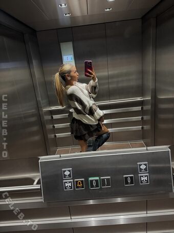 Lady Sophie Nude Leaks OnlyFans Photo 23