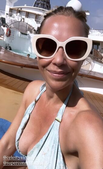 Laura Hamilton Nude Leaks OnlyFans Photo 96