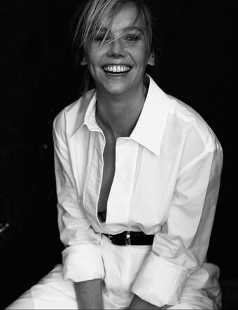 Lauren Lyle Nude Leaks OnlyFans Photo 14