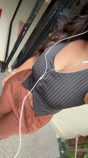 Lavanya Pandiya Nude Leaks OnlyFans Photo 68