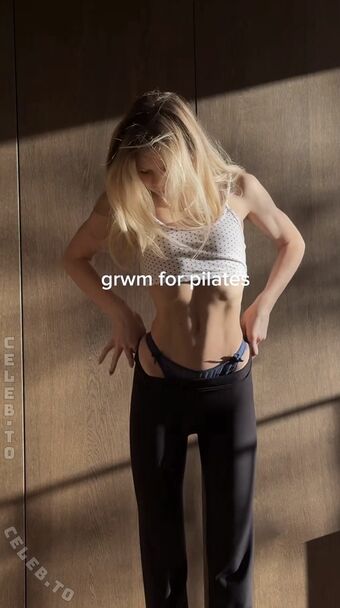 Lea Peach Nude Leaks OnlyFans Photo 397