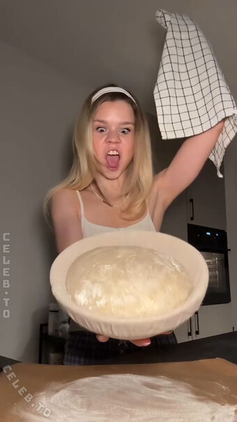 Lea Peach Nude Leaks OnlyFans Photo 403