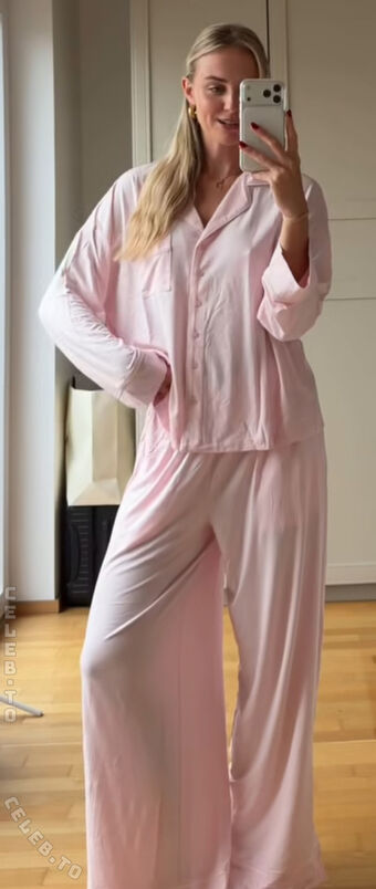 Lina Düren Nude Leaks OnlyFans Photo 54