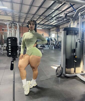 linnnna._ Nude Leaks OnlyFans Photo 18