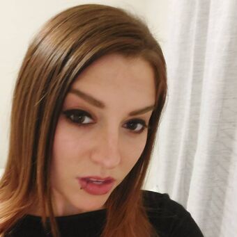 Lisa Marie Zellmer Nude Leaks OnlyFans Photo 1