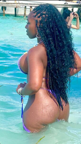 lissetlong69 Nude Leaks OnlyFans Photo 4