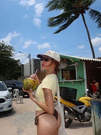 Liv Resenhas Nude Leaks OnlyFans Photo 85