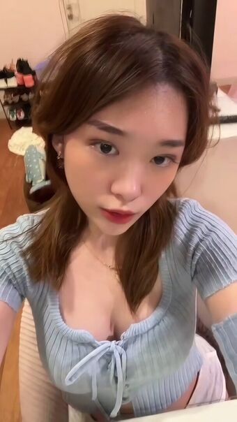 Livy Renata Nude Leaks OnlyFans Photo 32