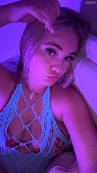 Lizzy_Cherry Nude Leaks OnlyFans Photo 27