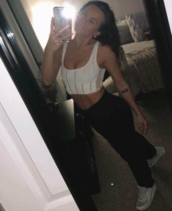 Madisyn Hunt Nude Leaks OnlyFans Photo 13