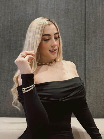 camilarroyav25 Nude Leaks OnlyFans Photo 37