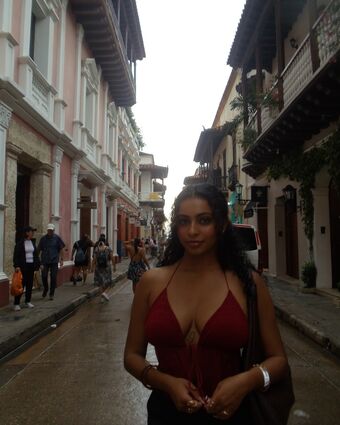 Mariahellie Nude Leaks OnlyFans Photo 37