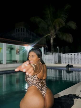 Meazenha Nude Leaks OnlyFans Photo 6