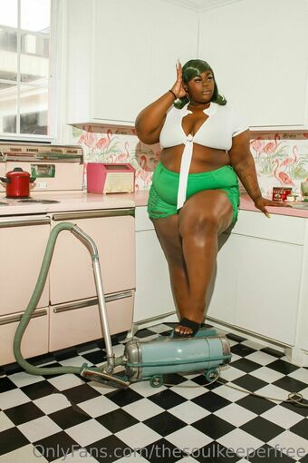 melatoninthroatfree Nude Leaks OnlyFans Photo 10