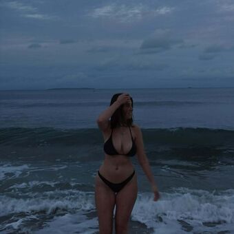 MiaNoble1 Nude Leaks OnlyFans Photo 22