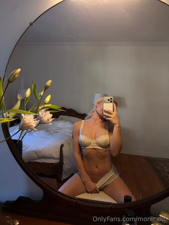 Monica Corgan Nude Leaks OnlyFans Photo 101