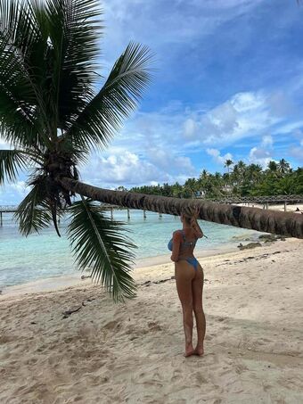 reeganbaildon_ Nude Leaks OnlyFans Photo 16