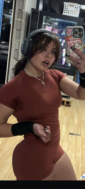 Sappirre Nude Leaks OnlyFans Photo 6