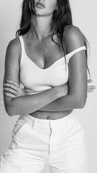 Sarah Waddles Nude Leaks OnlyFans Photo 76