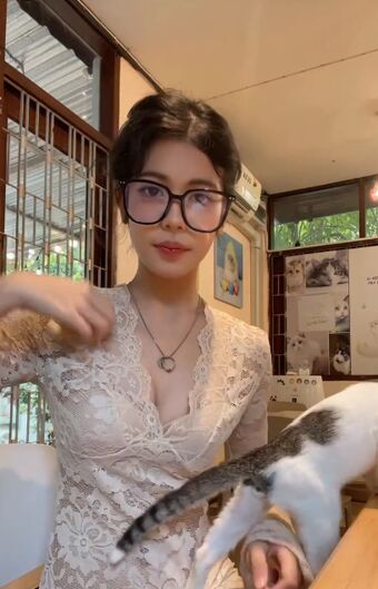 sasipuayyyx Nude Leaks OnlyFans Photo 1