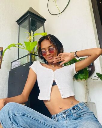 Serah201 Nude Leaks OnlyFans Photo 9