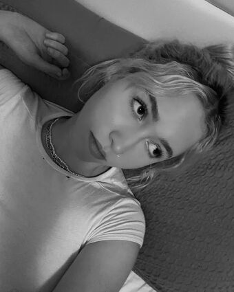 Shardai Tunbridge Nude Leaks OnlyFans Photo 36