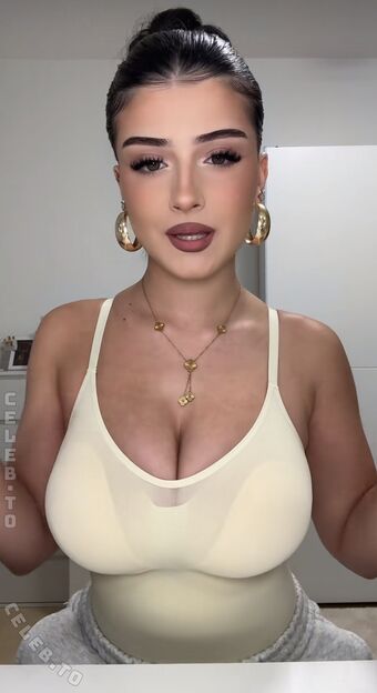 Shathi Nude Leaks OnlyFans Photo 7