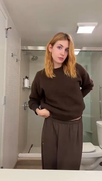 Sophie Nelisse Nude Leaks OnlyFans Photo 82