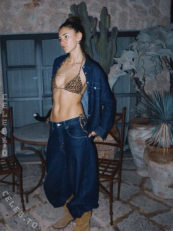 Stefanie Giesinger Nude Leaks OnlyFans Photo 169