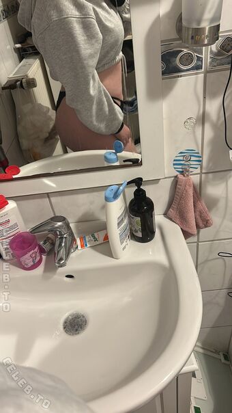 Sweetgirl Samii Nude Leaks OnlyFans Photo 2