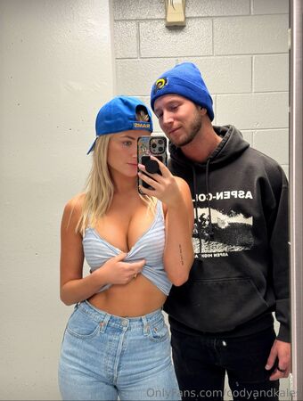 Thenaughty_travelers Nude Leaks OnlyFans Photo 3