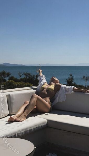 thisisyules Nude Leaks OnlyFans Photo 11