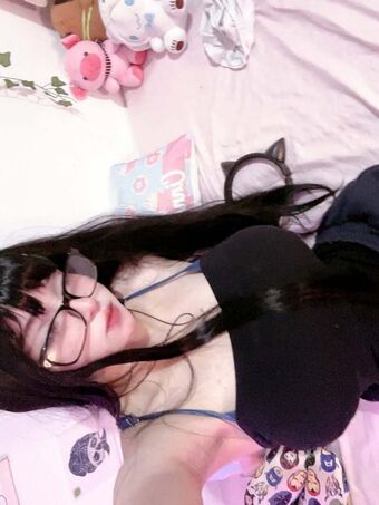 VampiryBatg - Pinguim_insano (Mia Cuscuz) Nude Leaks OnlyFans Photo 6