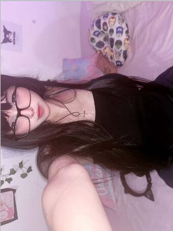 VampiryBatg - Pinguim_insano (Mia Cuscuz) Nude Leaks OnlyFans Photo 5