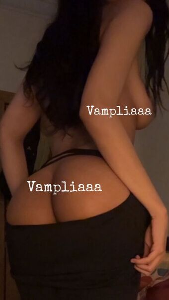 Vampliaaa Nude Leaks OnlyFans Photo 13