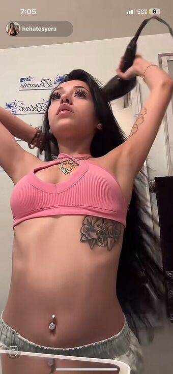 yeraofficial Nude Leaks OnlyFans Photo 13