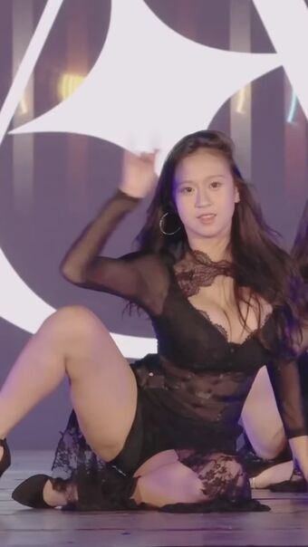 yiluo2617_ Nude Leaks OnlyFans Photo 7