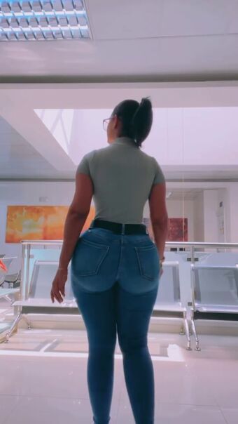 Yissel Morales Nude Leaks OnlyFans Photo 1