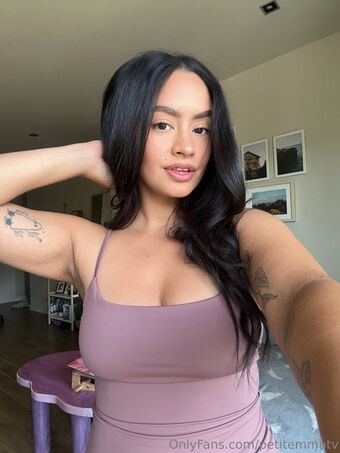 _petitemma_ / petitemmatv Nude Leaks OnlyFans  – Leaked Models