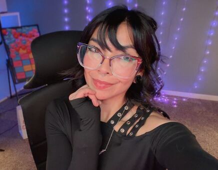 AileenSenpaiReacts Nude Leaks OnlyFans Photo 77