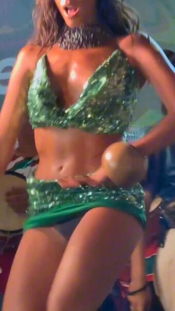 Alane Dias Nude Leaks OnlyFans Photo 133