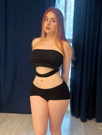 Anastasia Strukova Nude Leaks OnlyFans Photo 11