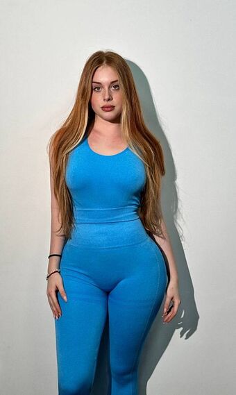 Anastasia Strukova Nude Leaks OnlyFans Photo 9