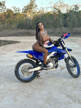 Angelique Noir Nude Leaks OnlyFans Photo 13