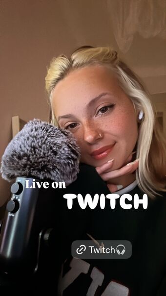 Austrian ASMR Nude Leaks OnlyFans Photo 11