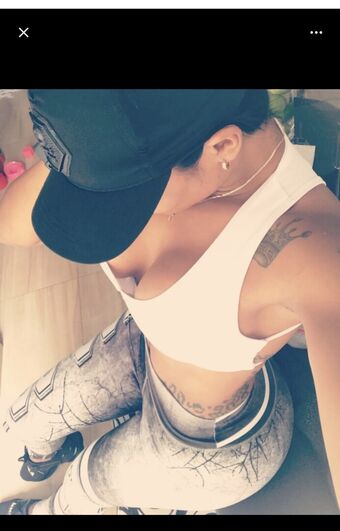 Bella Grey Nude Leaks OnlyFans Photo 2