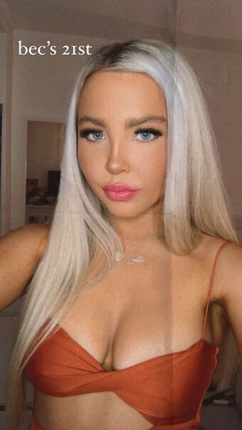 Beth Tucker Nude Leaks OnlyFans Photo 99